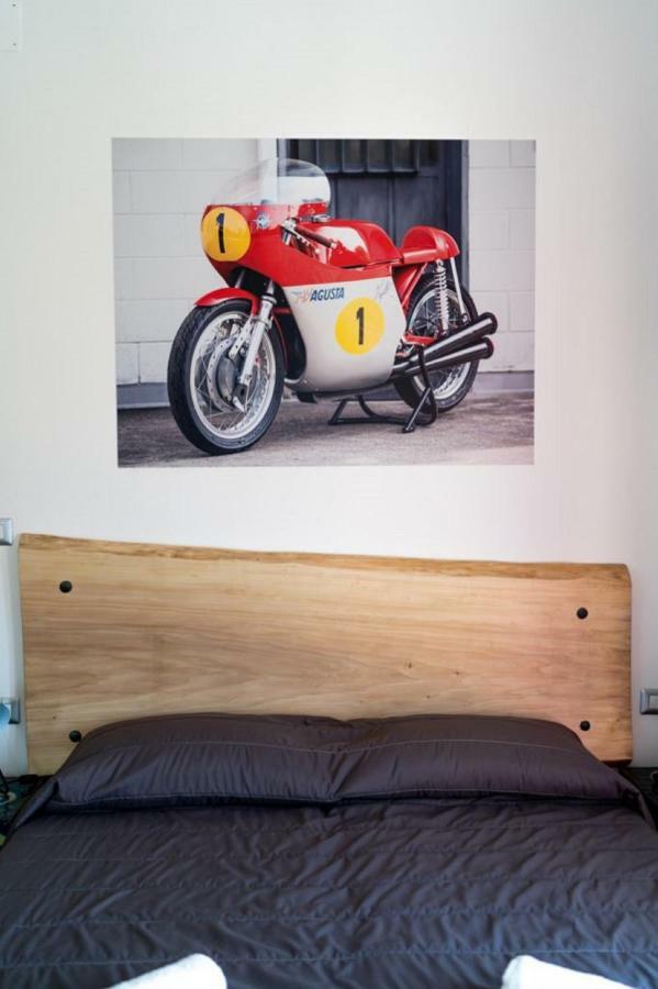 Italian Piston House Sport Moto Rent Bed & Breakfast Millesimo Exterior photo