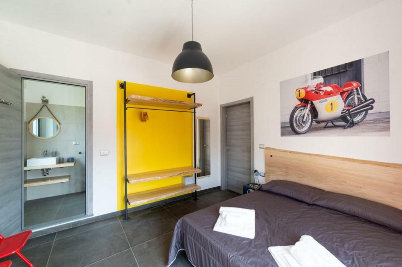 Italian Piston House Sport Moto Rent Bed & Breakfast Millesimo Exterior photo