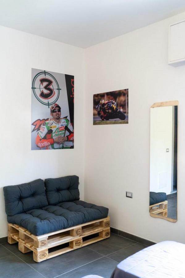Italian Piston House Sport Moto Rent Bed & Breakfast Millesimo Exterior photo