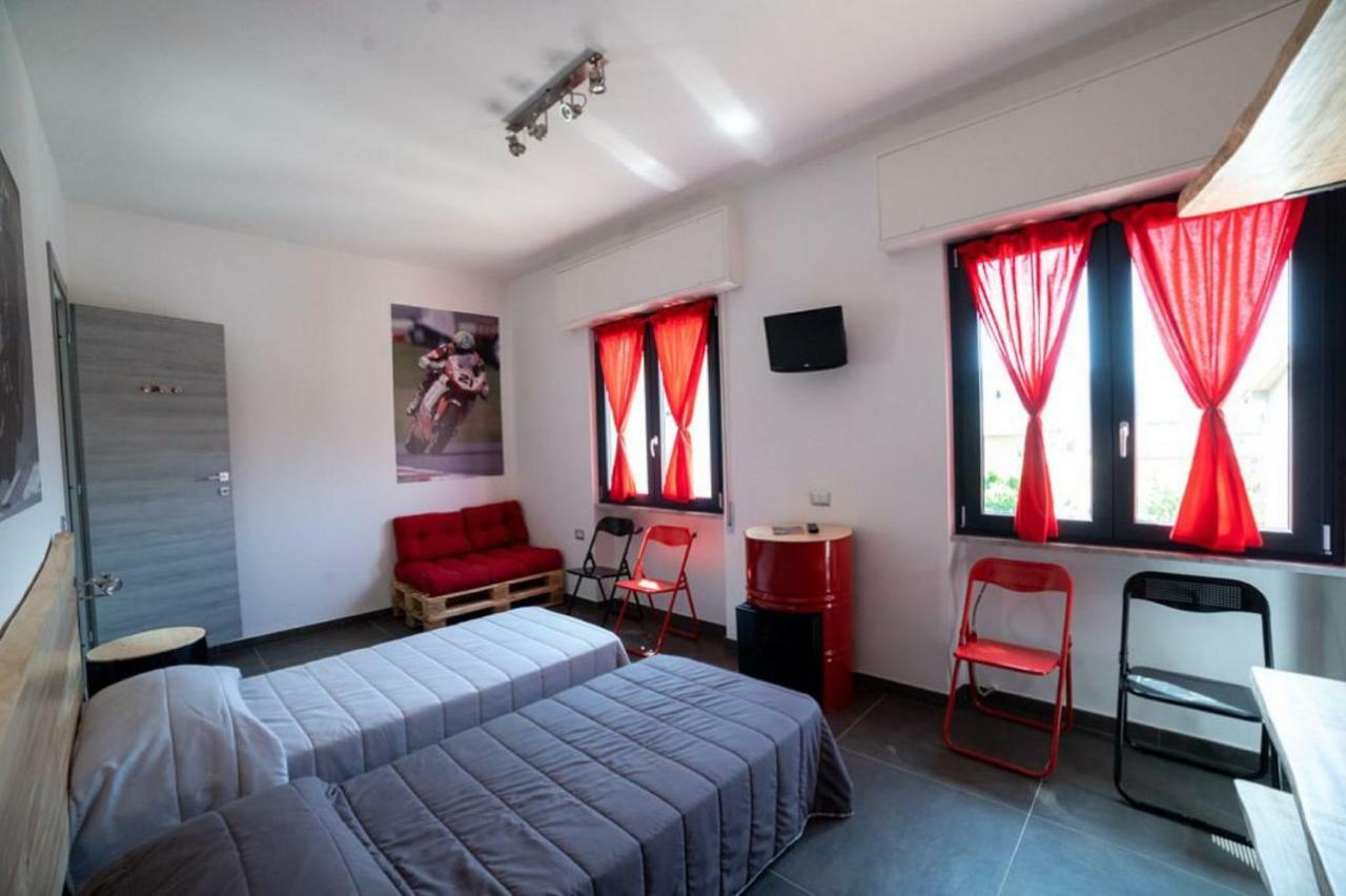 Italian Piston House Sport Moto Rent Bed & Breakfast Millesimo Exterior photo